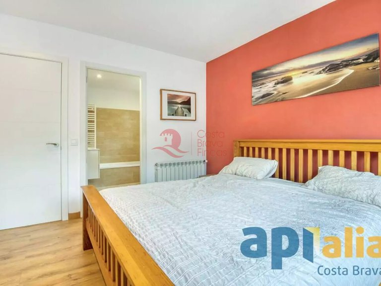 Town House for Sale in Santa Cristina D'aro, Gerona 17