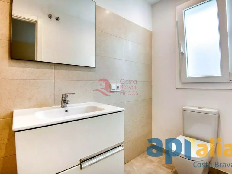 Town House for Sale in Santa Cristina D'aro, Gerona 19