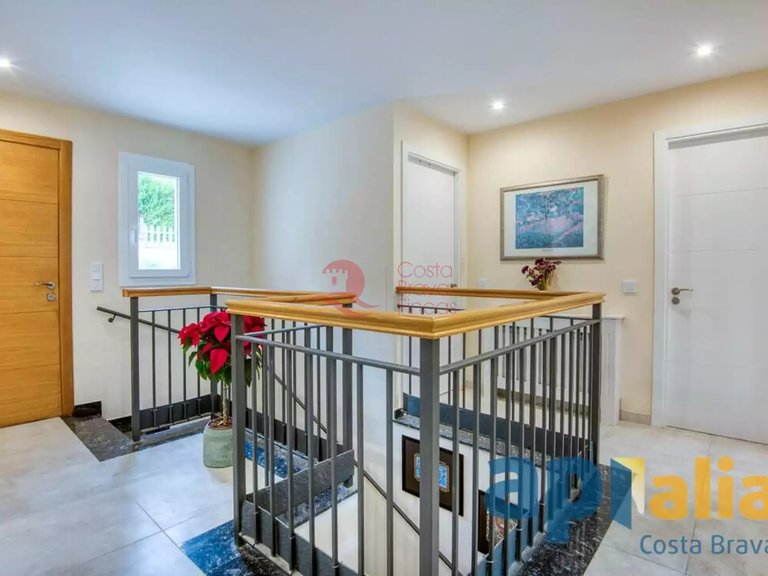 Town House for Sale in Santa Cristina D'aro, Gerona 22