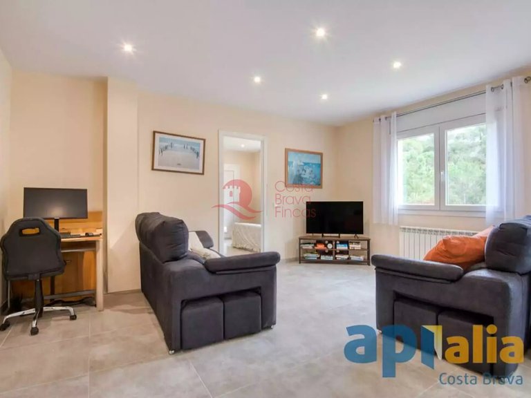 Town House for Sale in Santa Cristina D'aro, Gerona 25