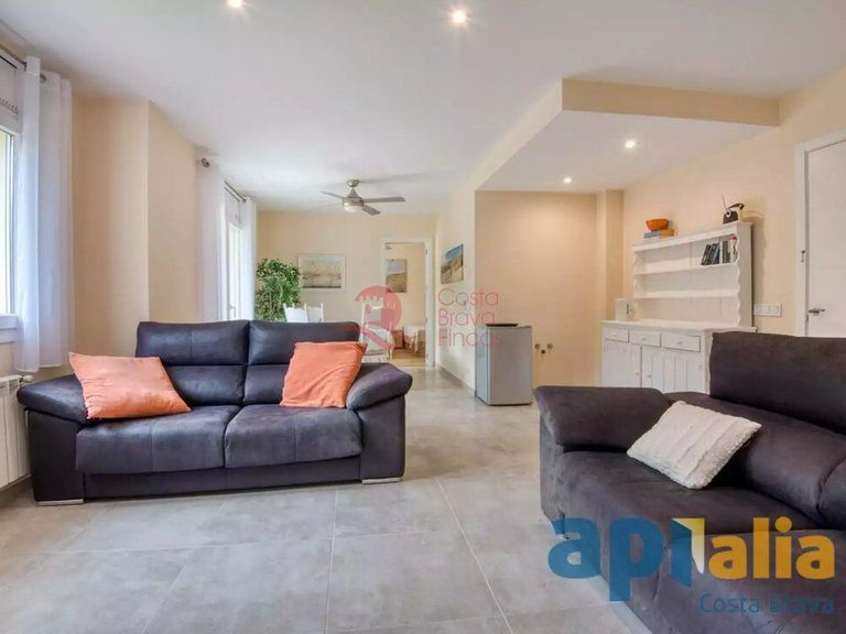 Town House for Sale in Santa Cristina D'aro, Gerona 28