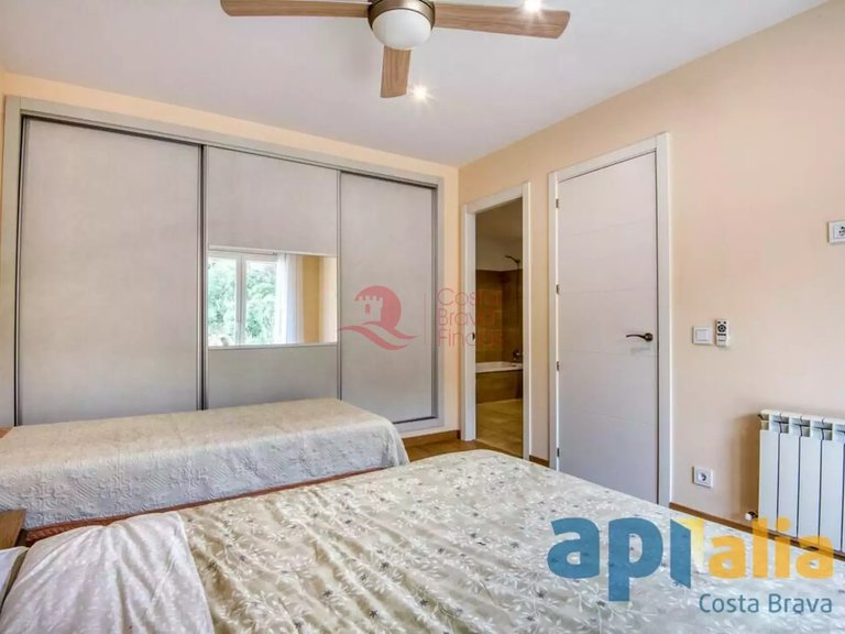 Town House for Sale in Santa Cristina D'aro, Gerona 31