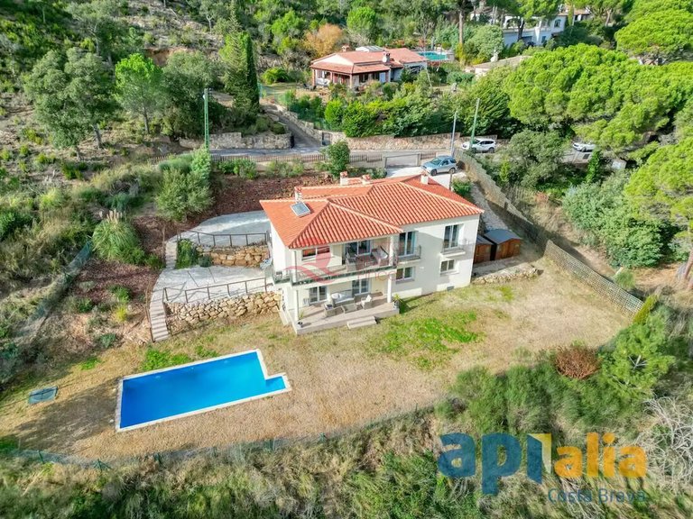 Town House for Sale in Santa Cristina D'aro, Gerona 33