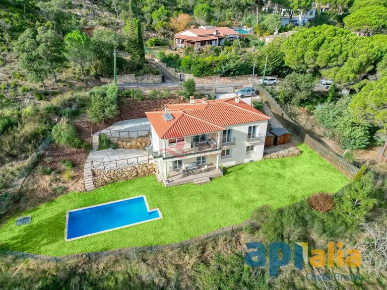 Town House for Sale in Santa Cristina D'aro, Gerona 34