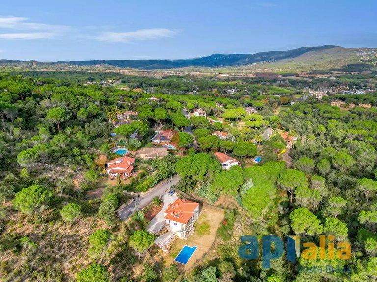 Town House for Sale in Santa Cristina D'aro, Gerona 39