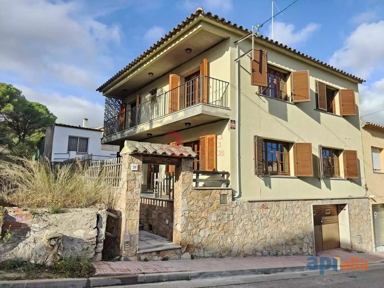 Town House for Sale in Calonge, Gerona 1