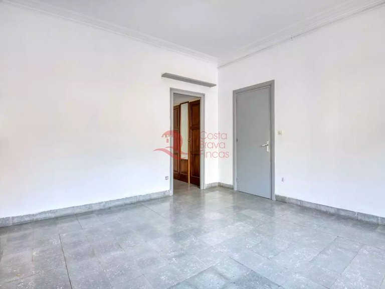Apartment for Sale in Sant Feliu De Guíxols, Gerona 5
