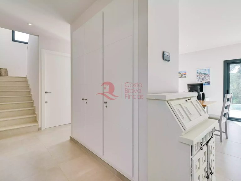 Town House for Sale in Santa Cristina D'aro, Gerona 8