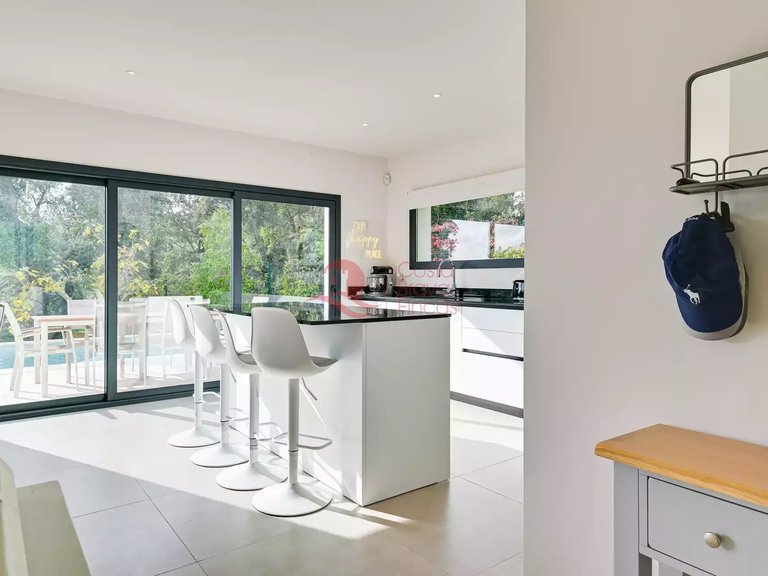 Town House for Sale in Santa Cristina D'aro, Gerona 9