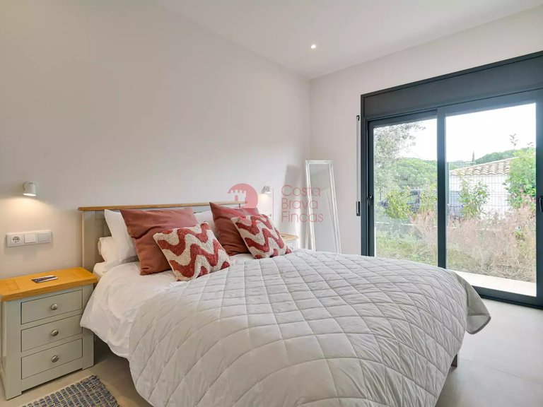 Town House for Sale in Santa Cristina D'aro, Gerona 35