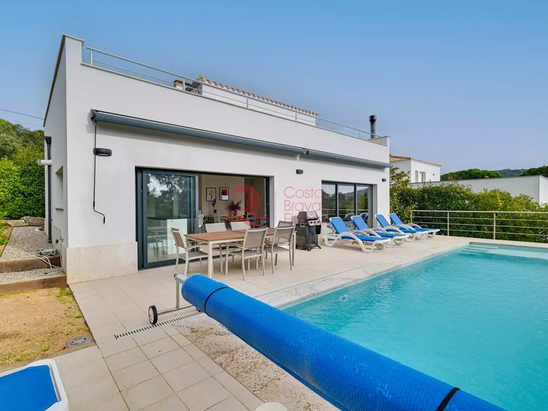 Town House for Sale in Santa Cristina D'aro, Gerona 5