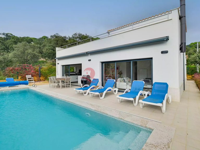 Town House for Sale in Santa Cristina D'aro, Gerona 1