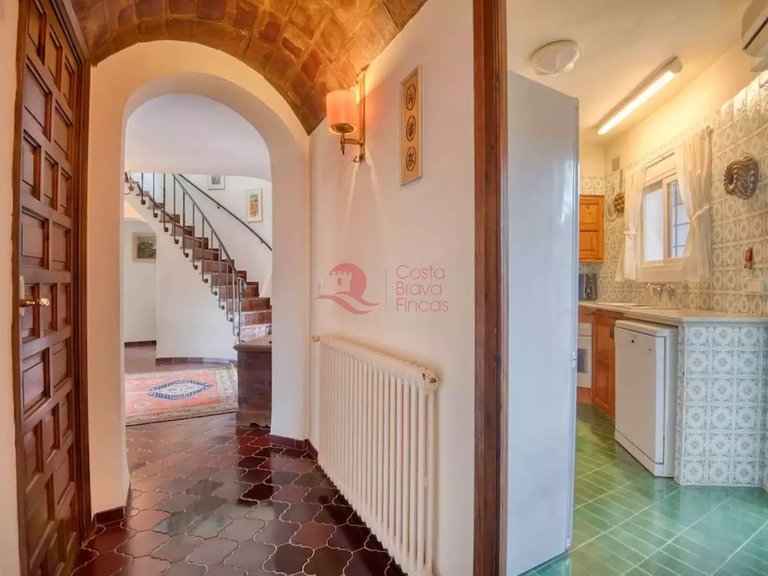 Town House for Sale in Santa Cristina D'aro, Gerona 9