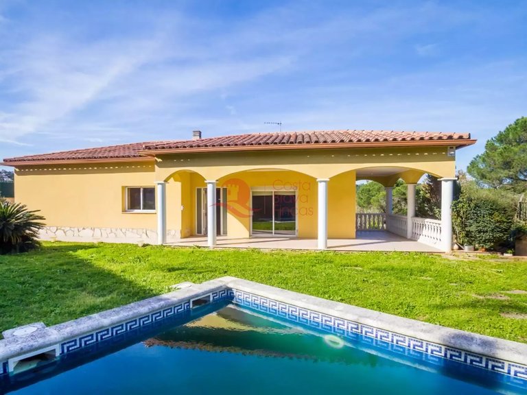 Town House for Sale in Calonge, Gerona 4