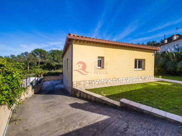 Town House for Sale in Calonge, Gerona 9