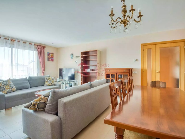 Apartment for Sale in Sant Feliu De Guíxols, Gerona 3