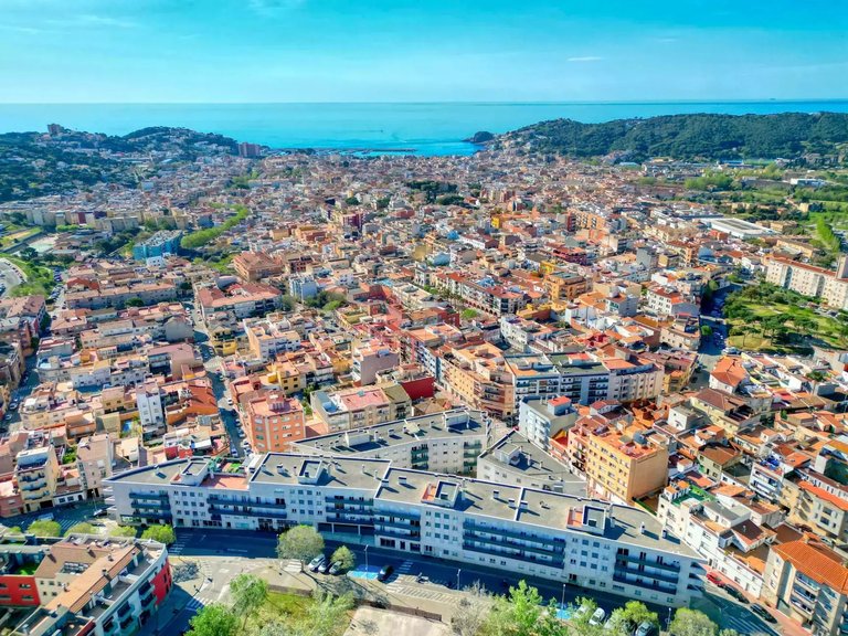 Apartment for Sale in Sant Feliu De Guíxols, Gerona 22