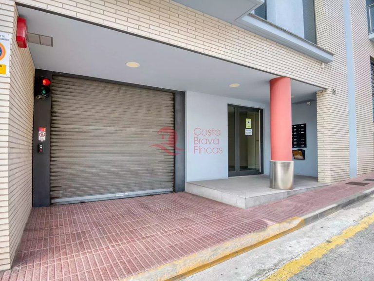 Apartment for Sale in Sant Feliu De Guíxols, Gerona 3