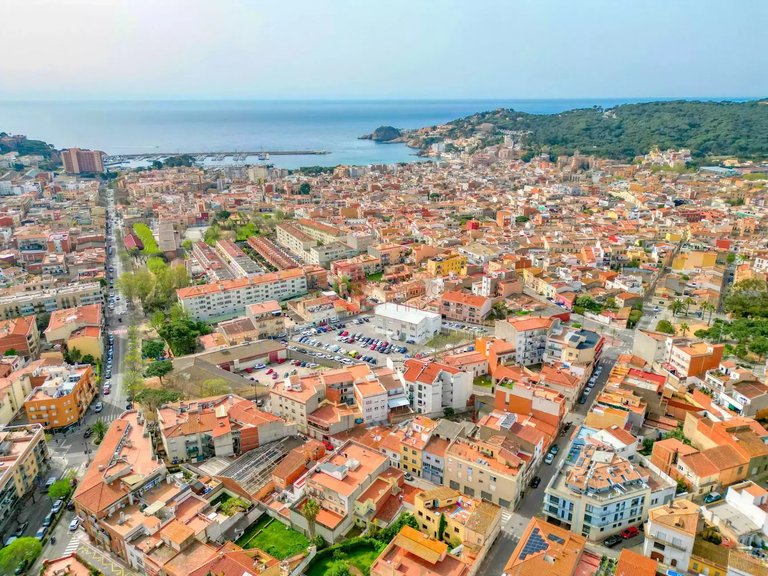 Apartment for Sale in Sant Feliu De Guíxols, Gerona 18