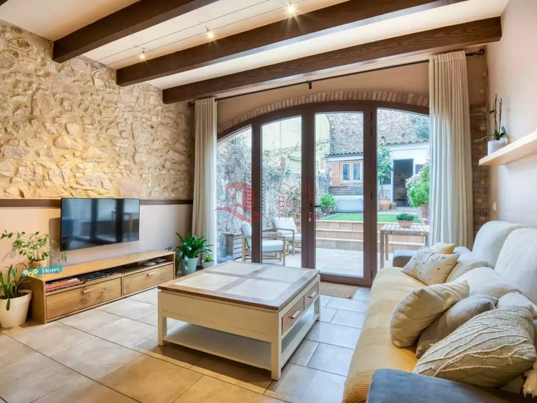Town House for Sale in Sant Feliu De Guíxols, Gerona 6