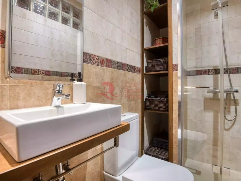 Town House for Sale in Sant Feliu De Guíxols, Gerona 13