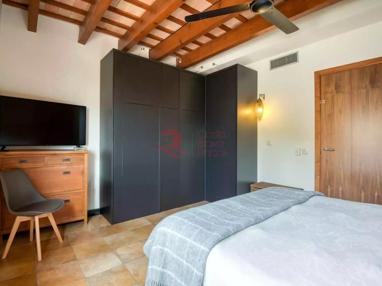 Town House for Sale in Sant Feliu De Guíxols, Gerona 16