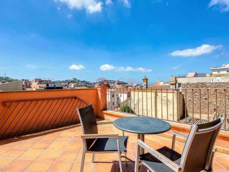 Town House for Sale in Sant Feliu De Guíxols, Gerona 26