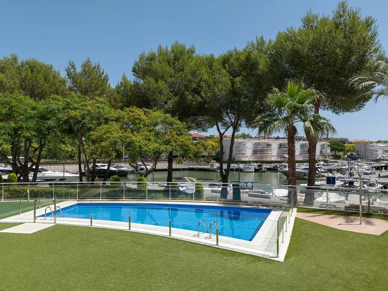 Apartment for Sale in Platja D'aro, Gerona 25