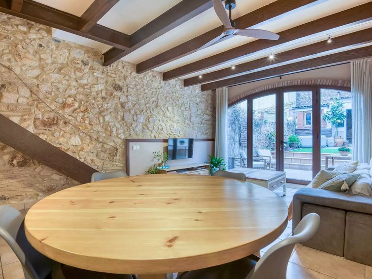 Town House for Sale in Sant Feliu De Guíxols, Gerona 5