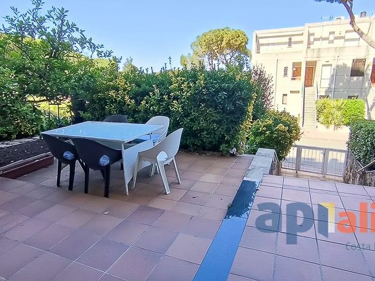 Town House for Sale in Sant Feliu De Guíxols, Gerona 2