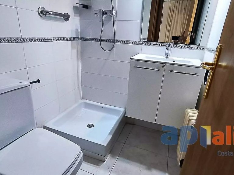 Town House for Sale in Sant Feliu De Guíxols, Gerona 8
