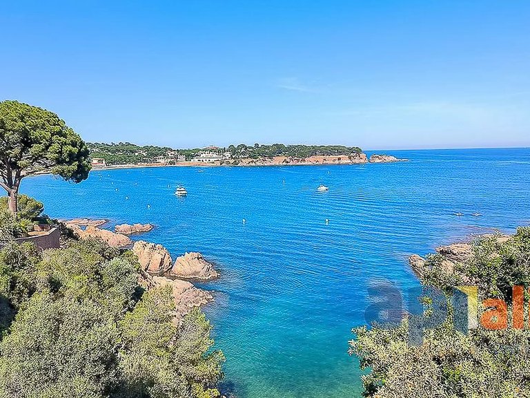 Town House for Sale in Sant Feliu De Guíxols, Gerona 12