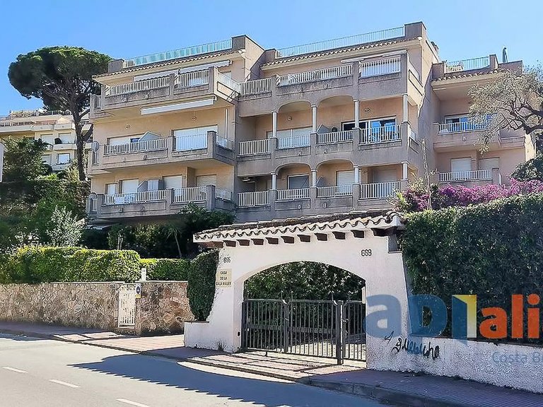 Town House for Sale in Sant Feliu De Guíxols, Gerona 13