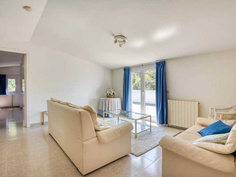 Town House for Sale in Santa Cristina D'aro, Gerona 28