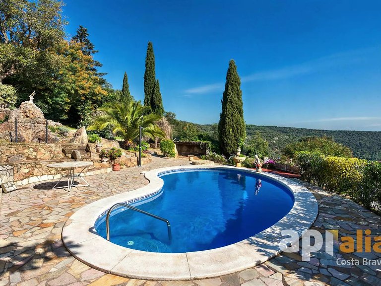 Villa for Sale in Calonge, Gerona 4