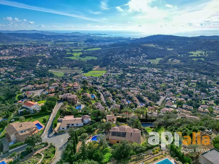 Villa for Sale in Calonge, Gerona 32