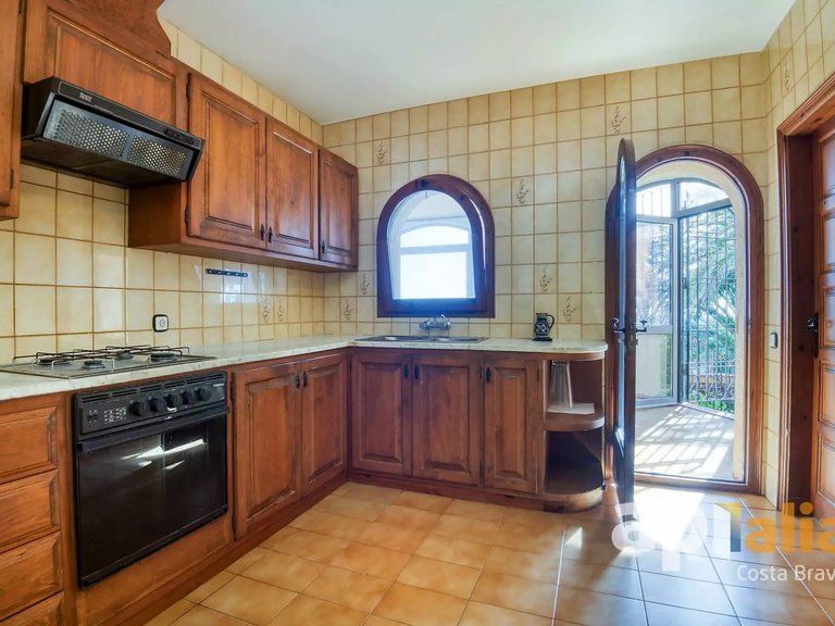 Villa for Sale in Calonge, Gerona 33