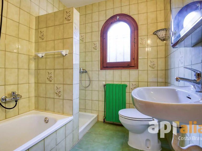 Villa for Sale in Calonge, Gerona 39