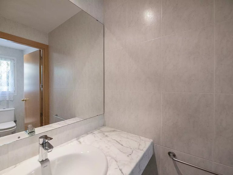 Town House for Sale in Sant Feliu De Guíxols, Gerona 3