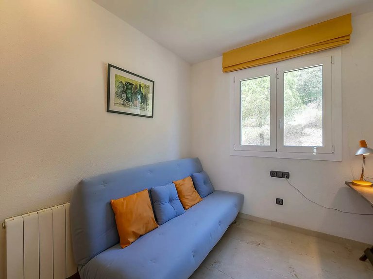 Town House for Sale in Sant Feliu De Guíxols, Gerona 5
