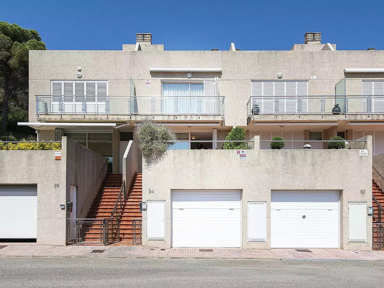 Town House for Sale in Sant Feliu De Guíxols, Gerona 8