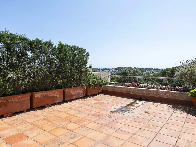 Town House for Sale in Sant Feliu De Guíxols, Gerona 9