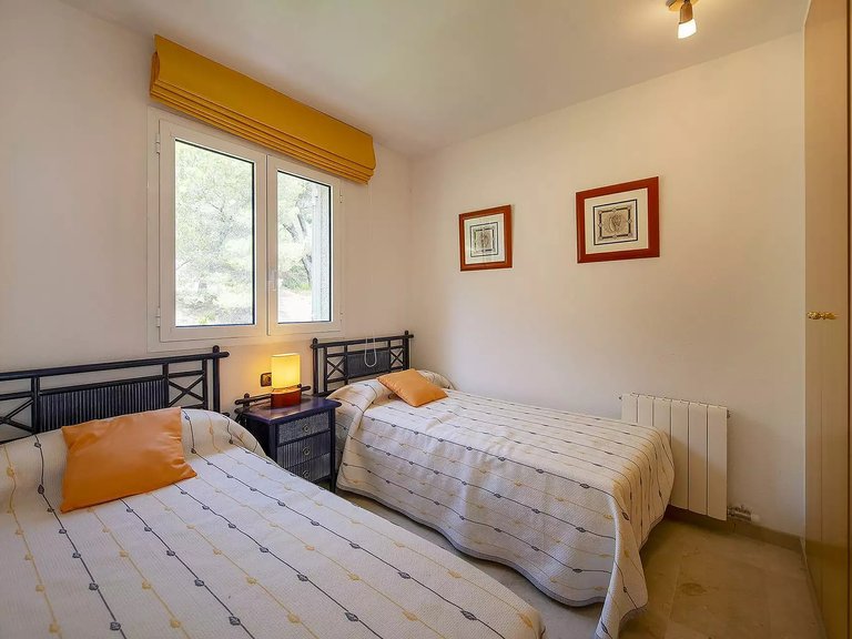 Town House for Sale in Sant Feliu De Guíxols, Gerona 35