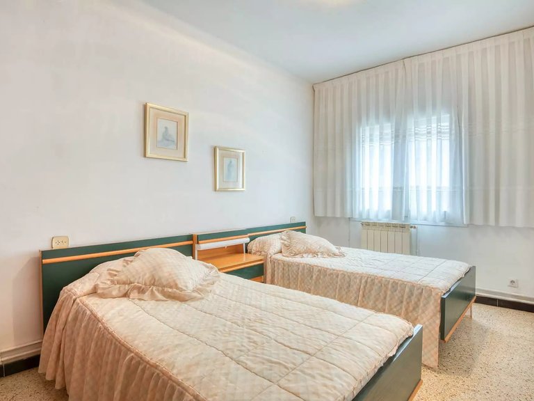 Apartment for Sale in Sant Feliu De Guíxols, Gerona 15