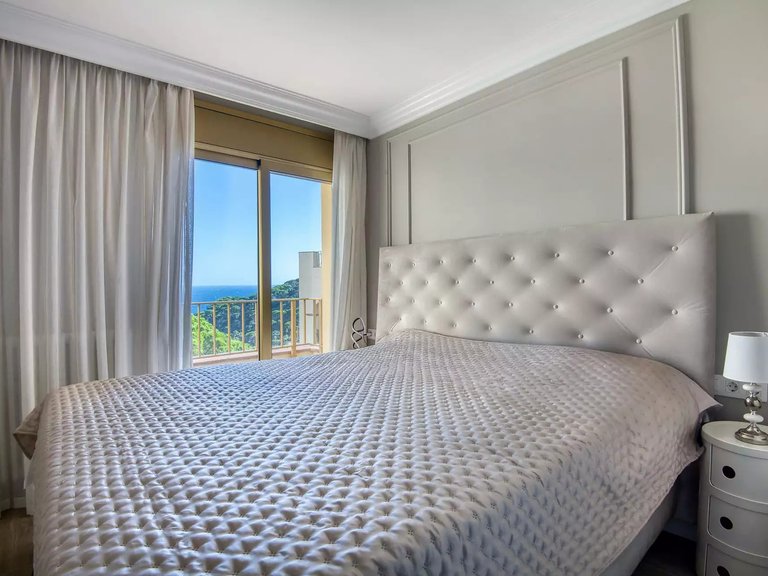 Apartment for Sale in Sant Feliu De Guíxols, Gerona 12