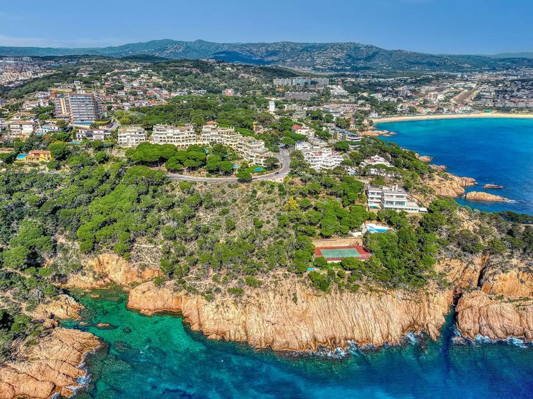 Apartment for Sale in Sant Feliu De Guíxols, Gerona 22
