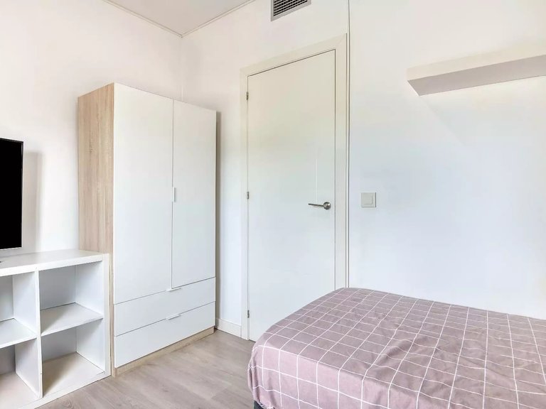 Villa for Sale in Can Carbonell, Gerona 15