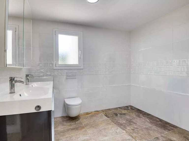 Villa for Sale in Can Carbonell, Gerona 16