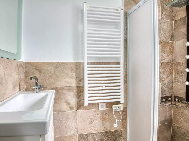 Villa for Sale in Can Carbonell, Gerona 17