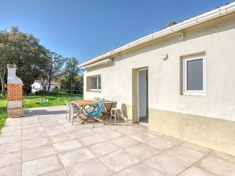Villa for Sale in Can Carbonell, Gerona 24